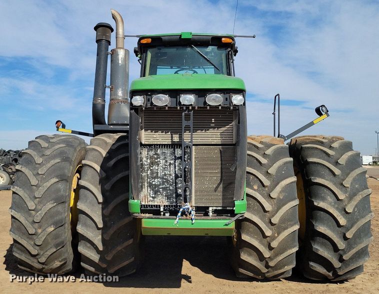 image for item LG9319 2011 John Deere 9430  4WD tractor