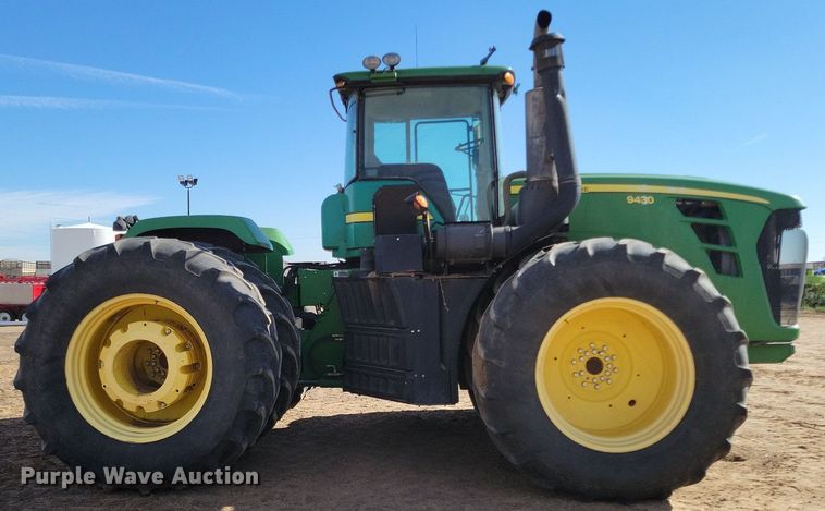 image for item LG9319 2011 John Deere 9430  4WD tractor