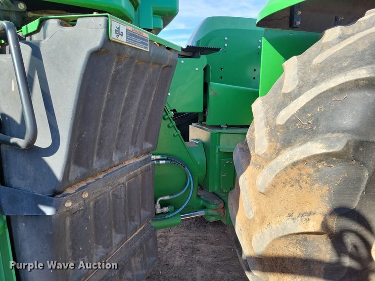 image for item LG9319 2011 John Deere 9430  4WD tractor