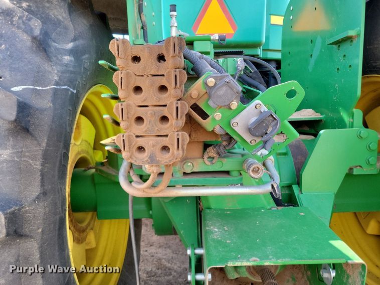 image for item LG9319 2011 John Deere 9430  4WD tractor