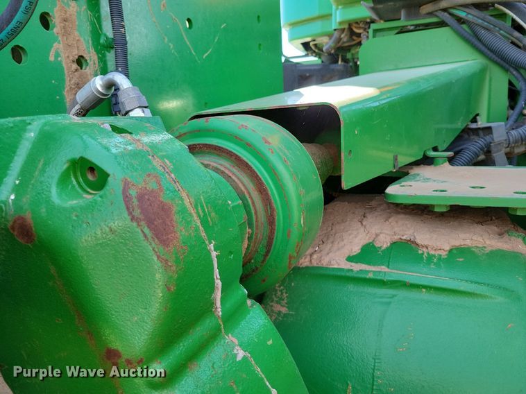 image for item LG9319 2011 John Deere 9430  4WD tractor