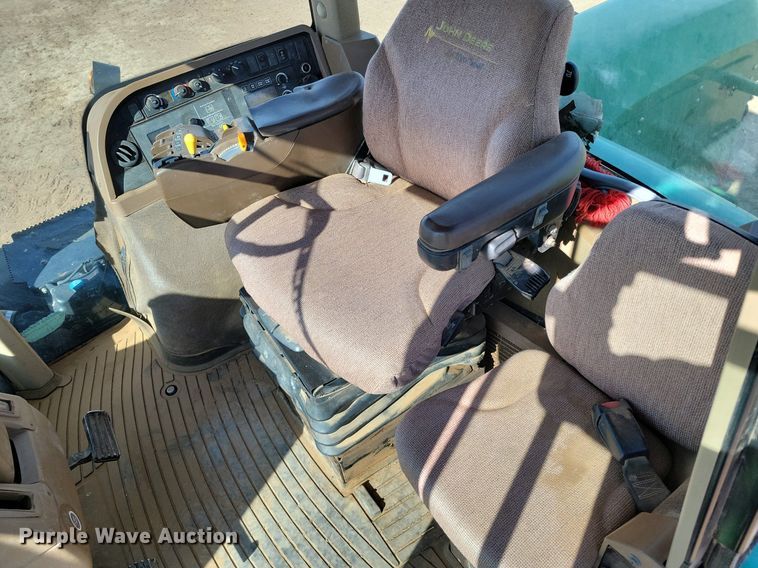 image for item LG9319 2011 John Deere 9430  4WD tractor