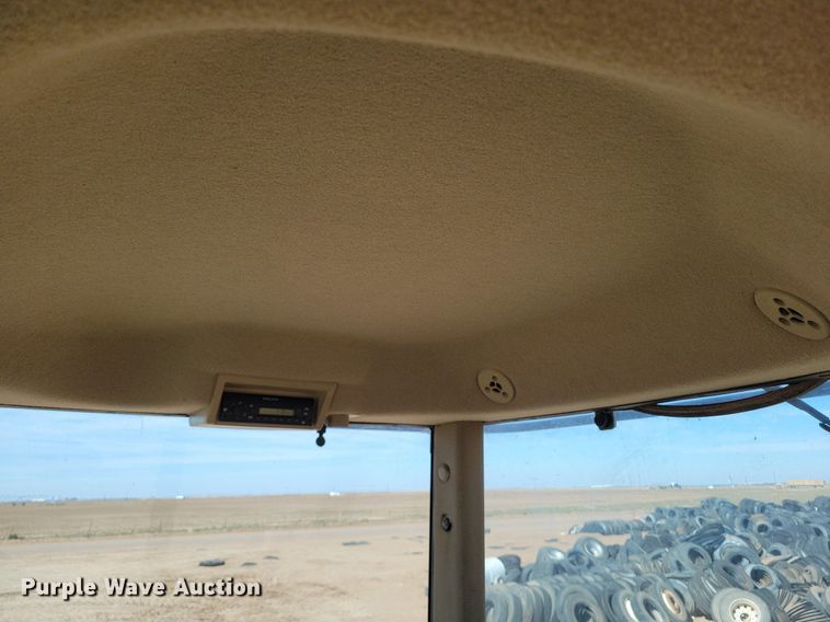 image for item LG9319 2011 John Deere 9430  4WD tractor