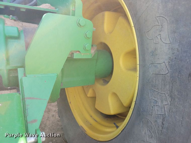 image for item LG9319 2011 John Deere 9430  4WD tractor