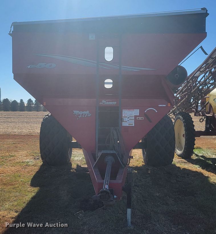 image for item LL9672 Demco 950  grain cart