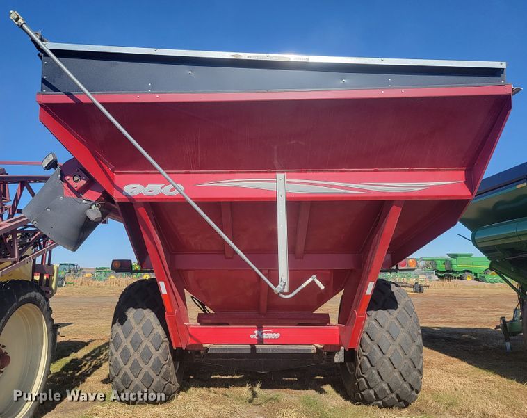 image for item LL9672 Demco 950  grain cart