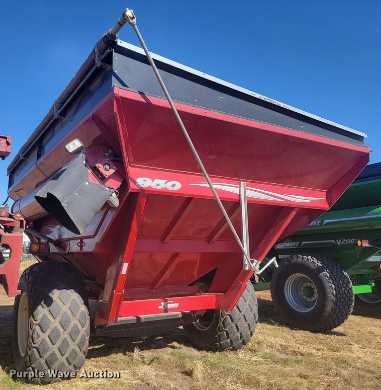 image for item LL9672 Demco 950  grain cart