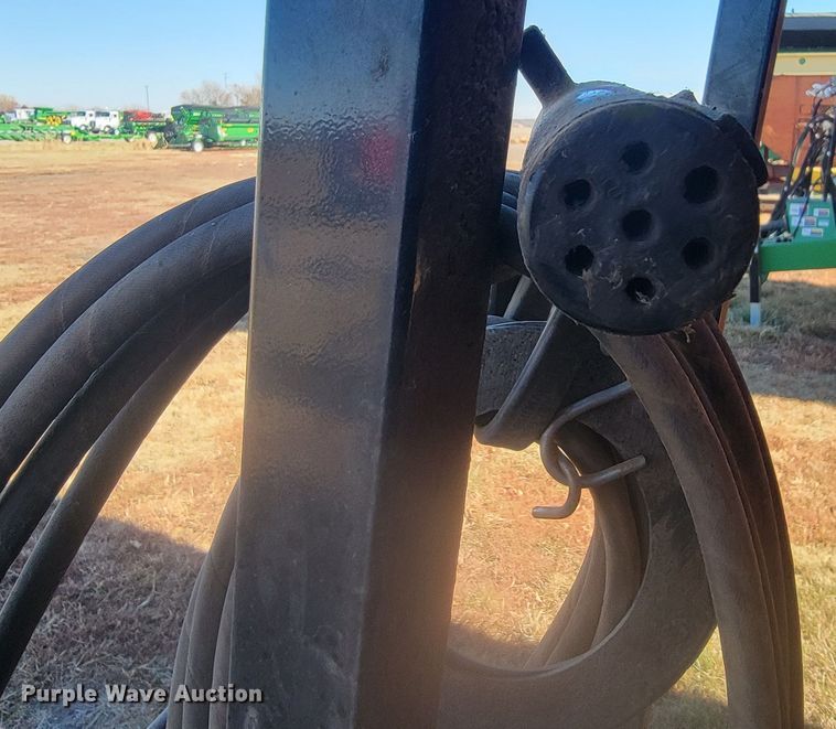 image for item LL9672 Demco 950  grain cart