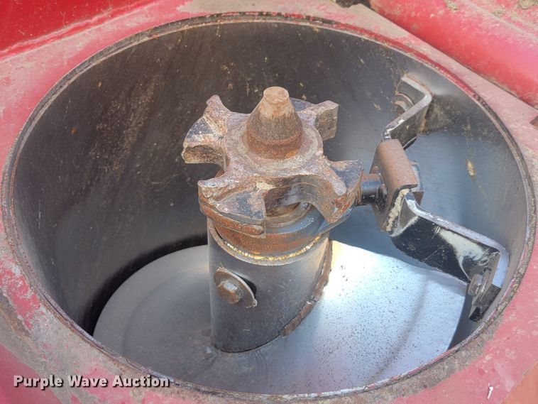 image for item LL9672 Demco 950  grain cart