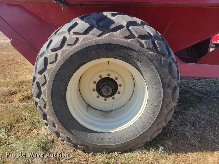 image for item LL9672 Demco 950  grain cart