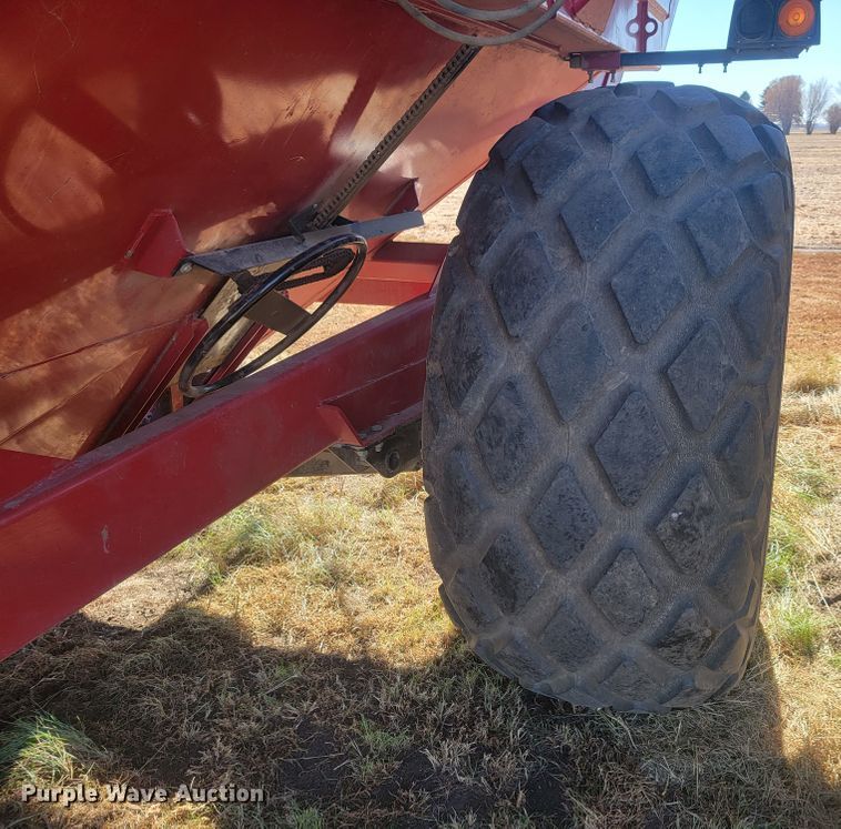 image for item LL9672 Demco 950  grain cart