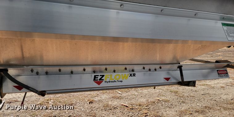 image for item LL9673 2020 Timpte Super Hopper  grain trailer