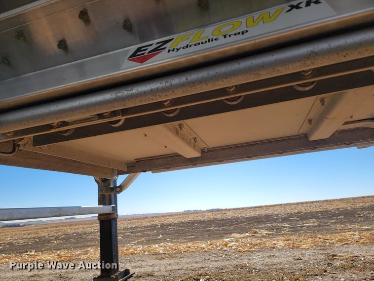 image for item LL9673 2020 Timpte Super Hopper  grain trailer