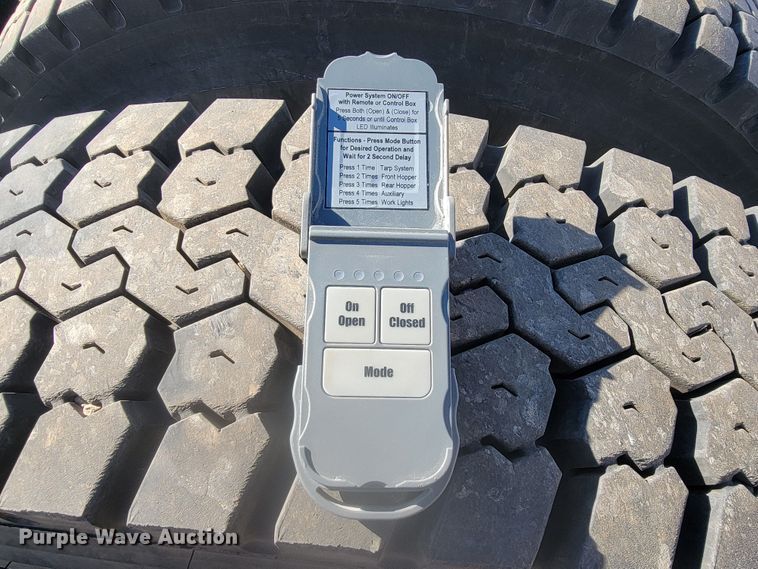 image for item LL9673 2020 Timpte Super Hopper  grain trailer