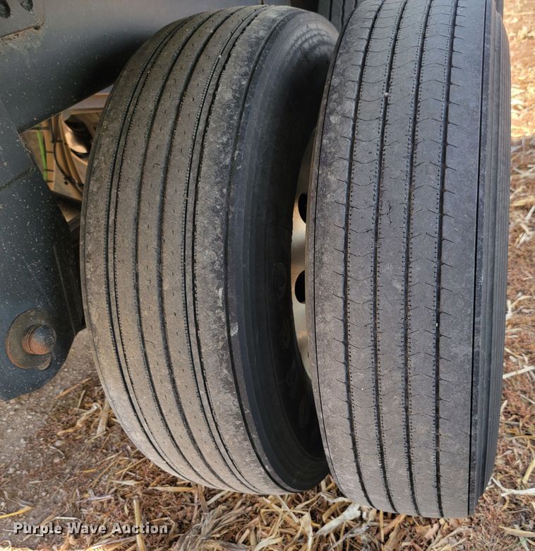 image for item LL9673 2020 Timpte Super Hopper  grain trailer