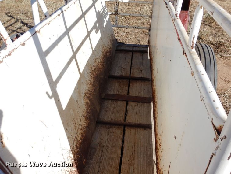 image for item LN9794 Paul Scale 305 3000  livestock scale