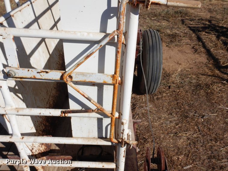 image for item LN9794 Paul Scale 305 3000  livestock scale