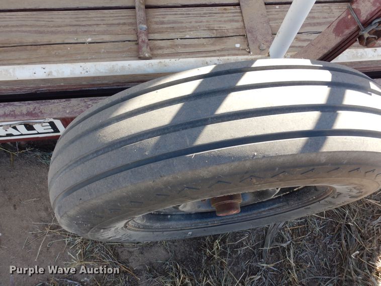 image for item LN9794 Paul Scale 305 3000  livestock scale