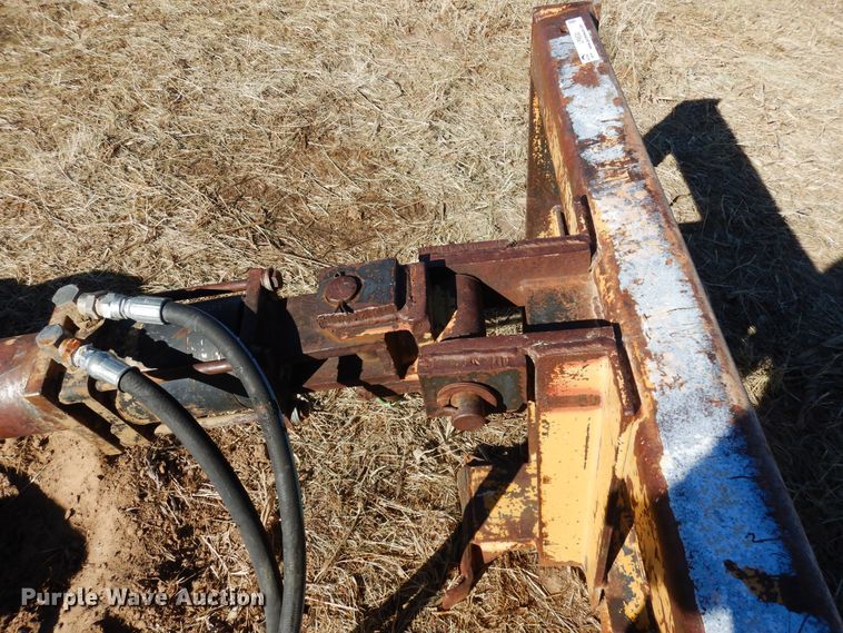 image for item LP9530 Mustang   skid steer auger