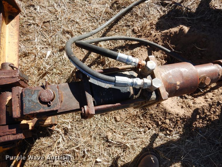 image for item LP9530 Mustang   skid steer auger