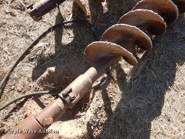 image for item LP9530 Mustang   skid steer auger