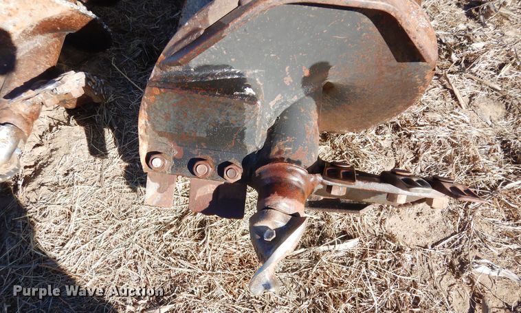 image for item LP9530 Mustang   skid steer auger