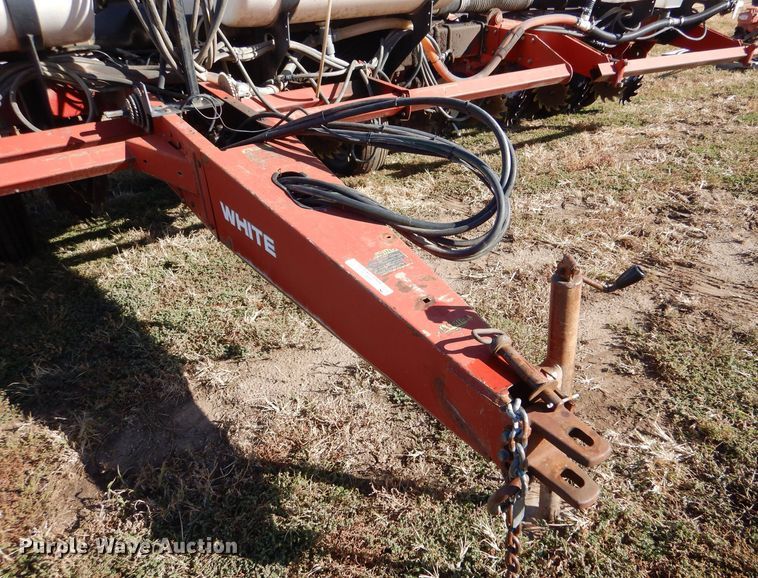 image for item LU9758 White 6100  planter