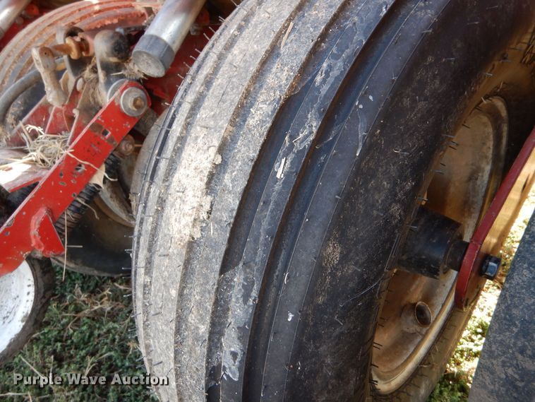 image for item LU9758 White 6100  planter