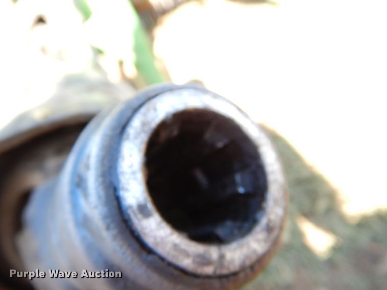 image for item LU9759 1995 John Deere 535  round baler