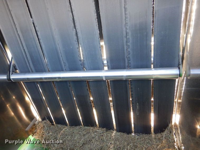 image for item LU9759 1995 John Deere 535  round baler