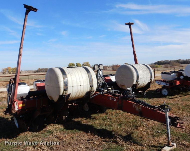 image for item LU9760 White 5100  planter