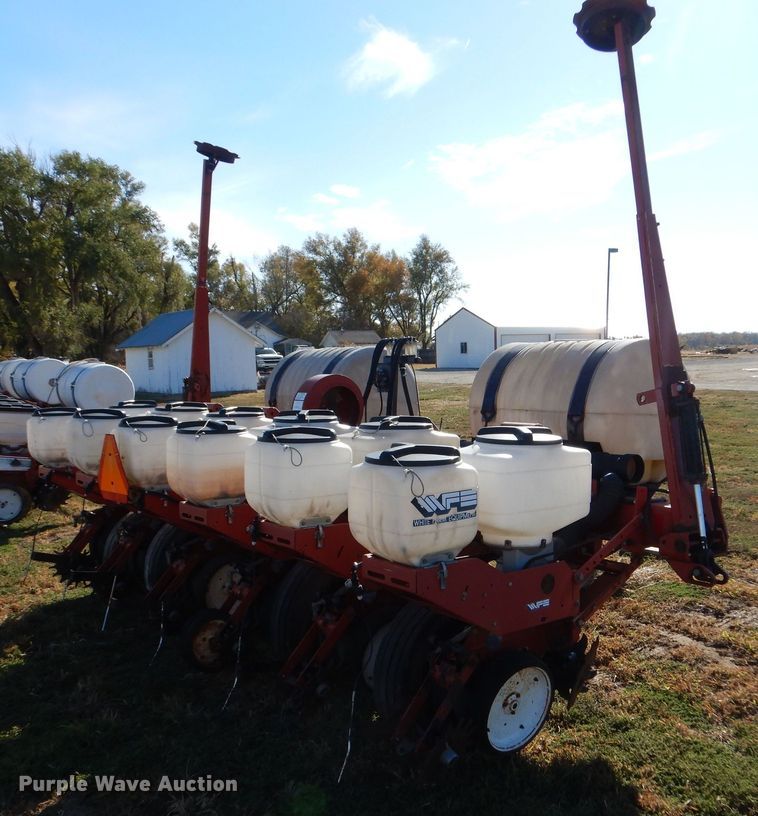 image for item LU9760 White 5100  planter