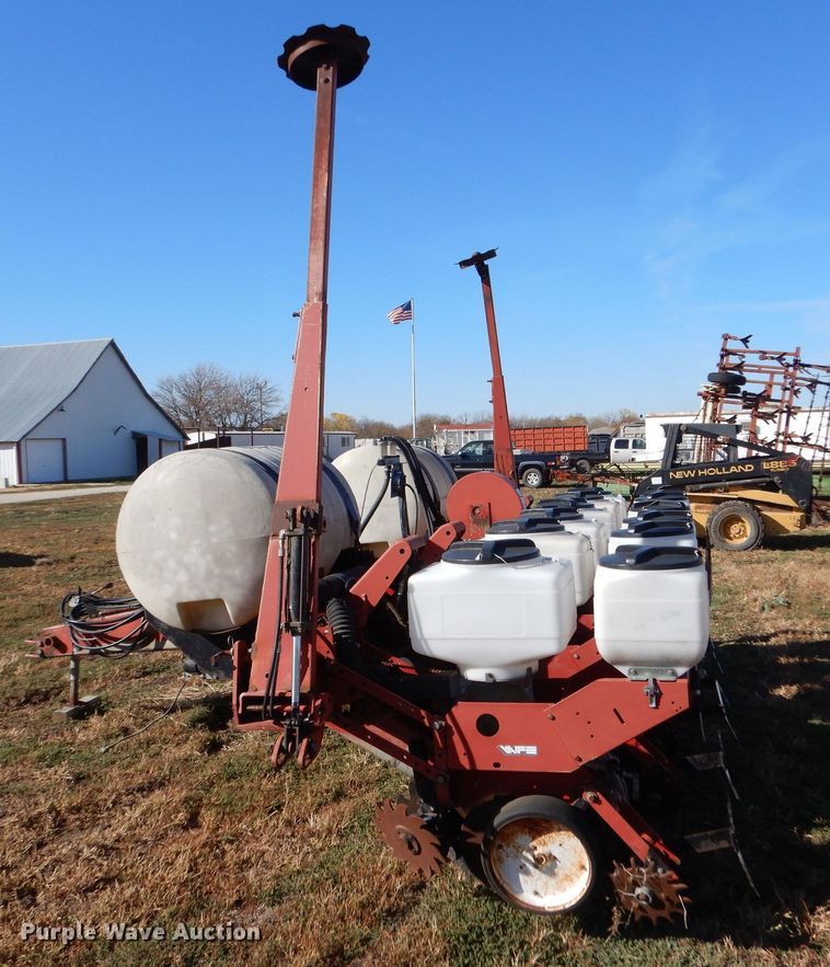 image for item LU9760 White 5100  planter