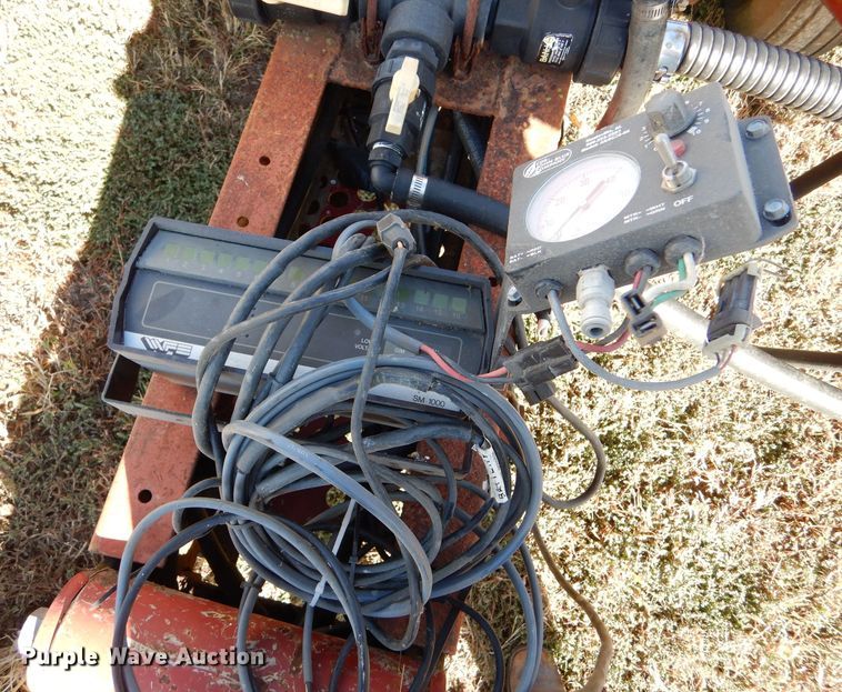 image for item LU9760 White 5100  planter