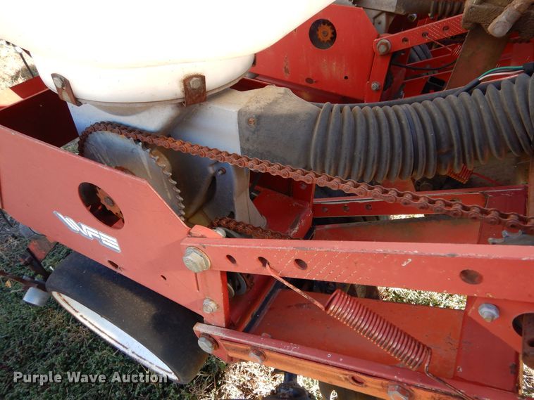 image for item LU9760 White 5100  planter