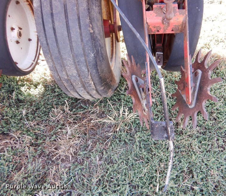 image for item LU9760 White 5100  planter