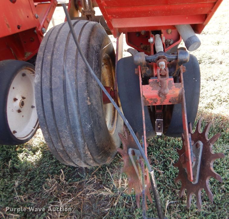 image for item LU9760 White 5100  planter