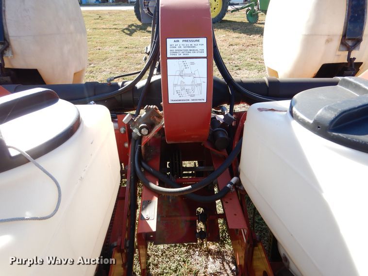 image for item LU9760 White 5100  planter