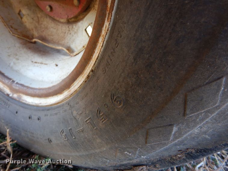 image for item LU9760 White 5100  planter