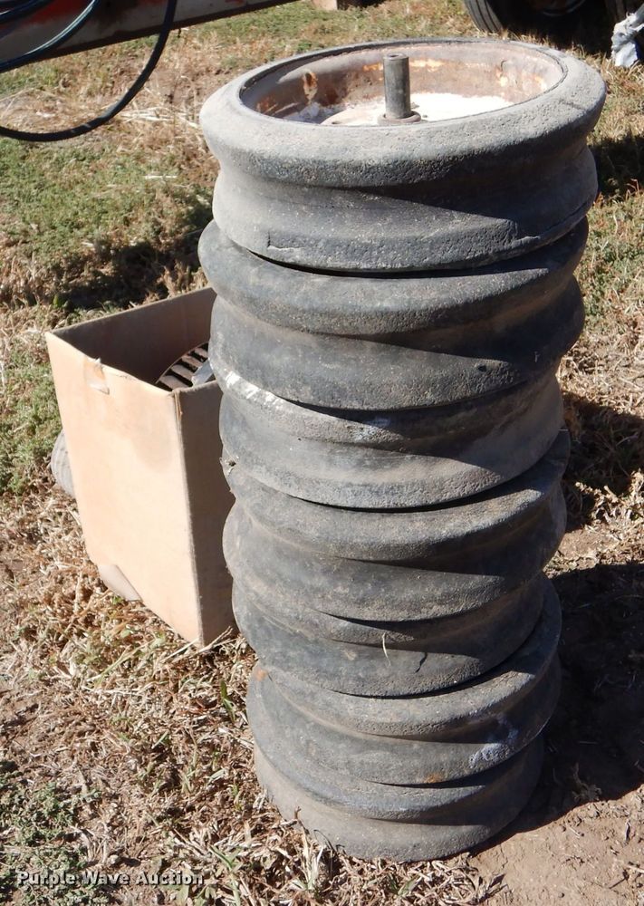 image for item LU9760 White 5100  planter