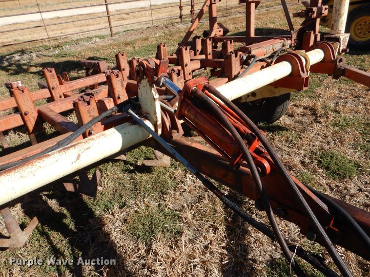image for item LU9762 Krause  field cultivator