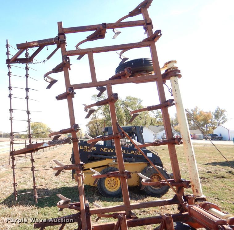 image for item LU9762 Krause  field cultivator