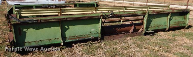 image for item LU9763 John Deere  rigid head