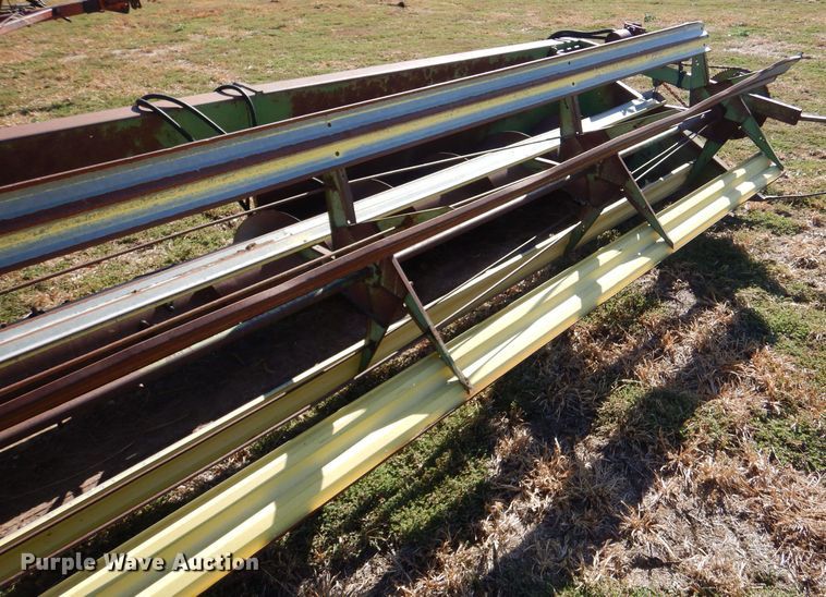 image for item LU9763 John Deere  rigid head