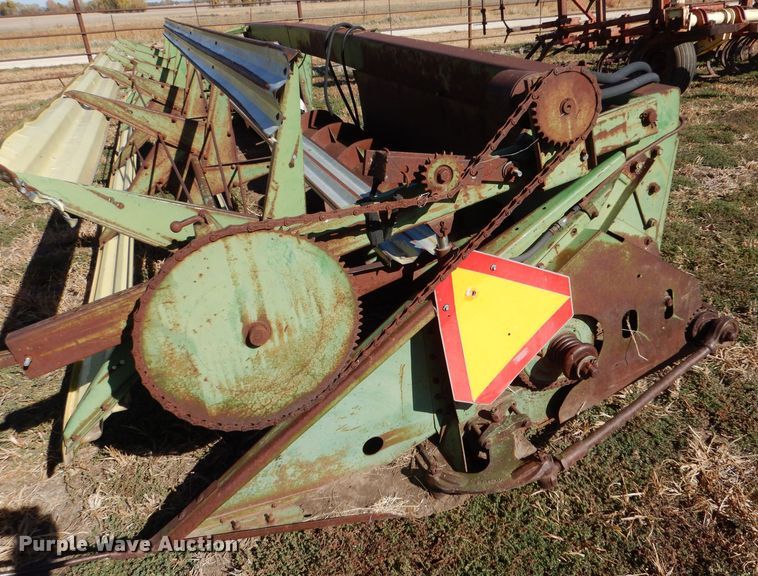 image for item LU9763 John Deere  rigid head