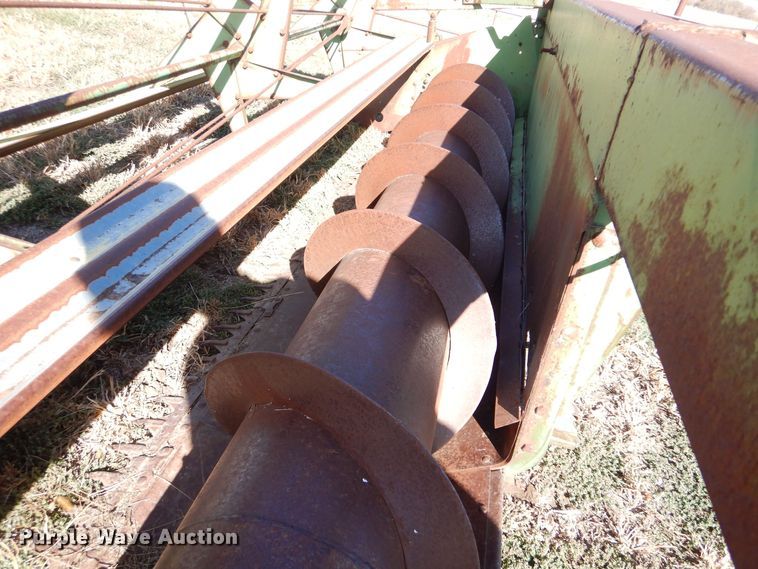 image for item LU9763 John Deere  rigid head