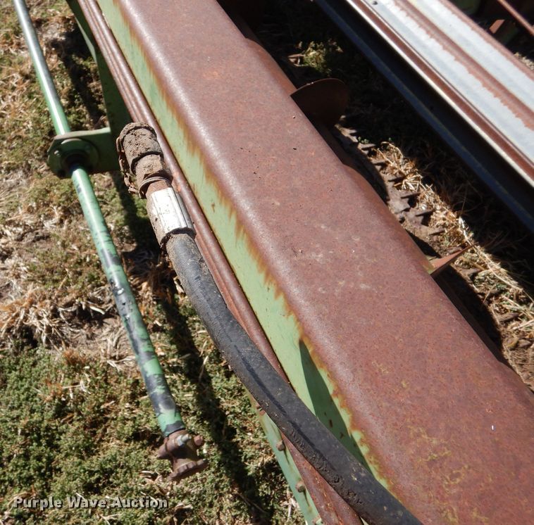 image for item LU9763 John Deere  rigid head