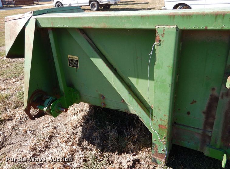 image for item LU9764 John Deere 653  all-crop head