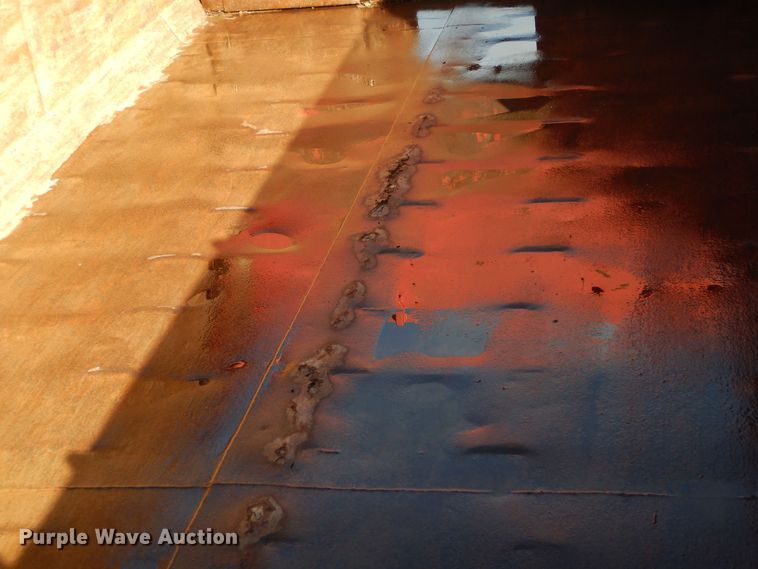 image for item LU9769 1987 Ford L9000  grain truck