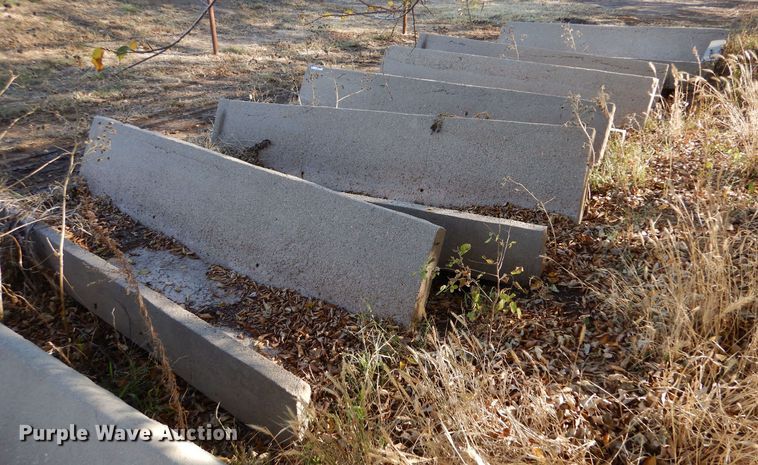 image for item LU9772 (6) concrete feed bunks